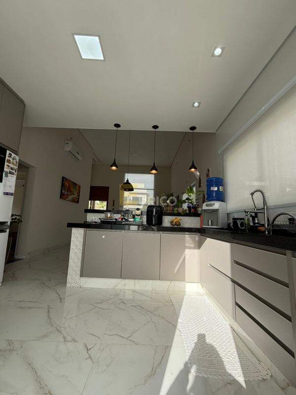 Casa em condomínio à venda no Condomínio Residencial Mont’Alcino em Valinhos/SP: 