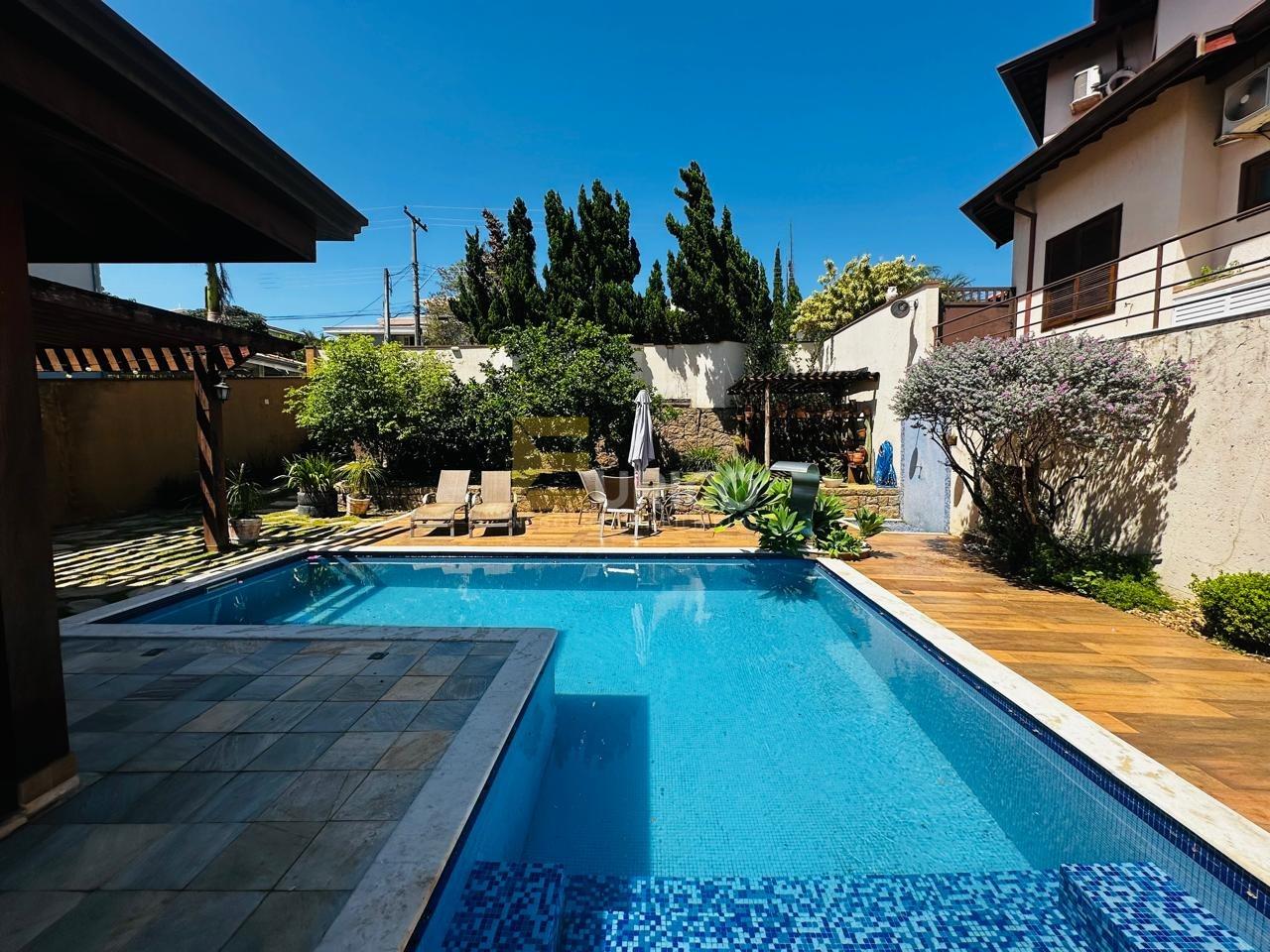 Casa em condomínio à venda no Condomínio Residencial Terras do Caribe em Valinhos/SP: 