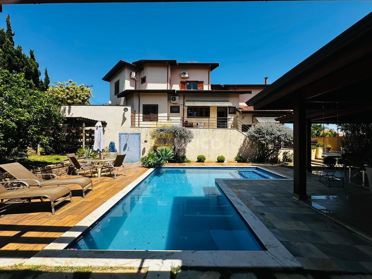 Casa em condomínio à venda no Condomínio Residencial Terras do Caribe em Valinhos/SP: 