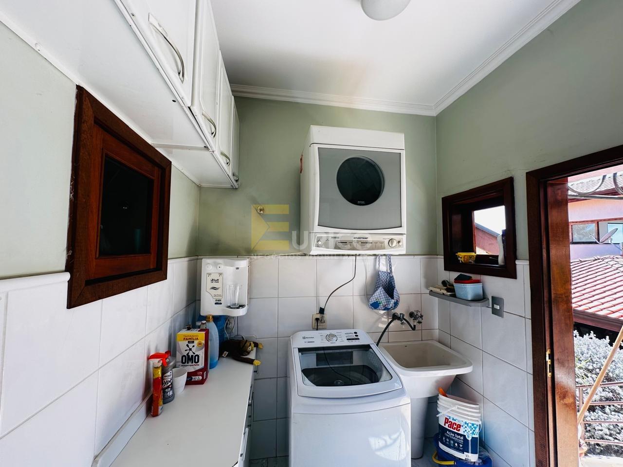 Casa em condomínio à venda no Condomínio Residencial Terras do Caribe em Valinhos/SP: 