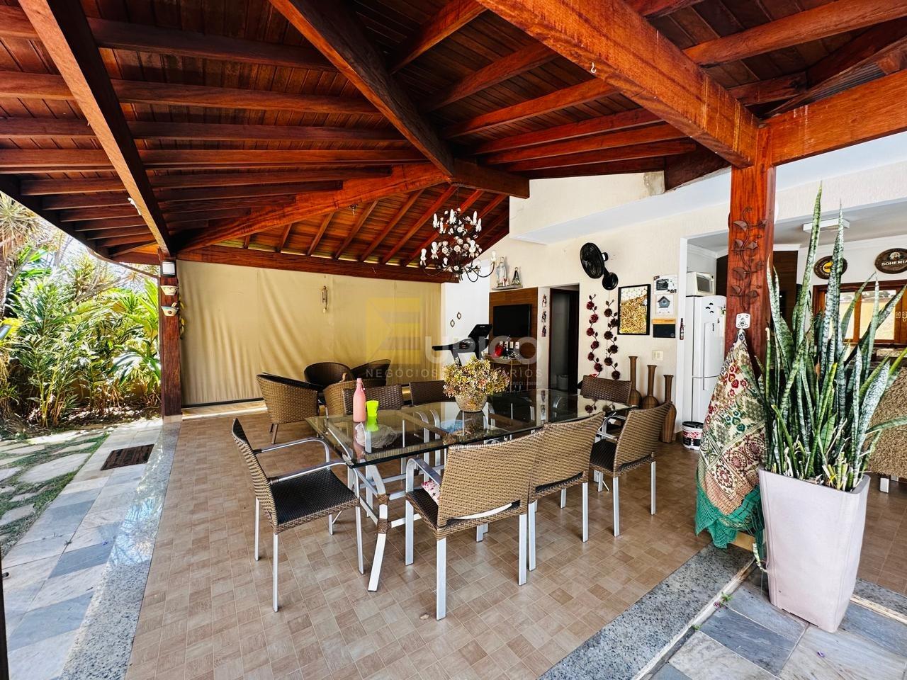 Casa em condomínio à venda no Condomínio Residencial Terras do Caribe em Valinhos/SP: 