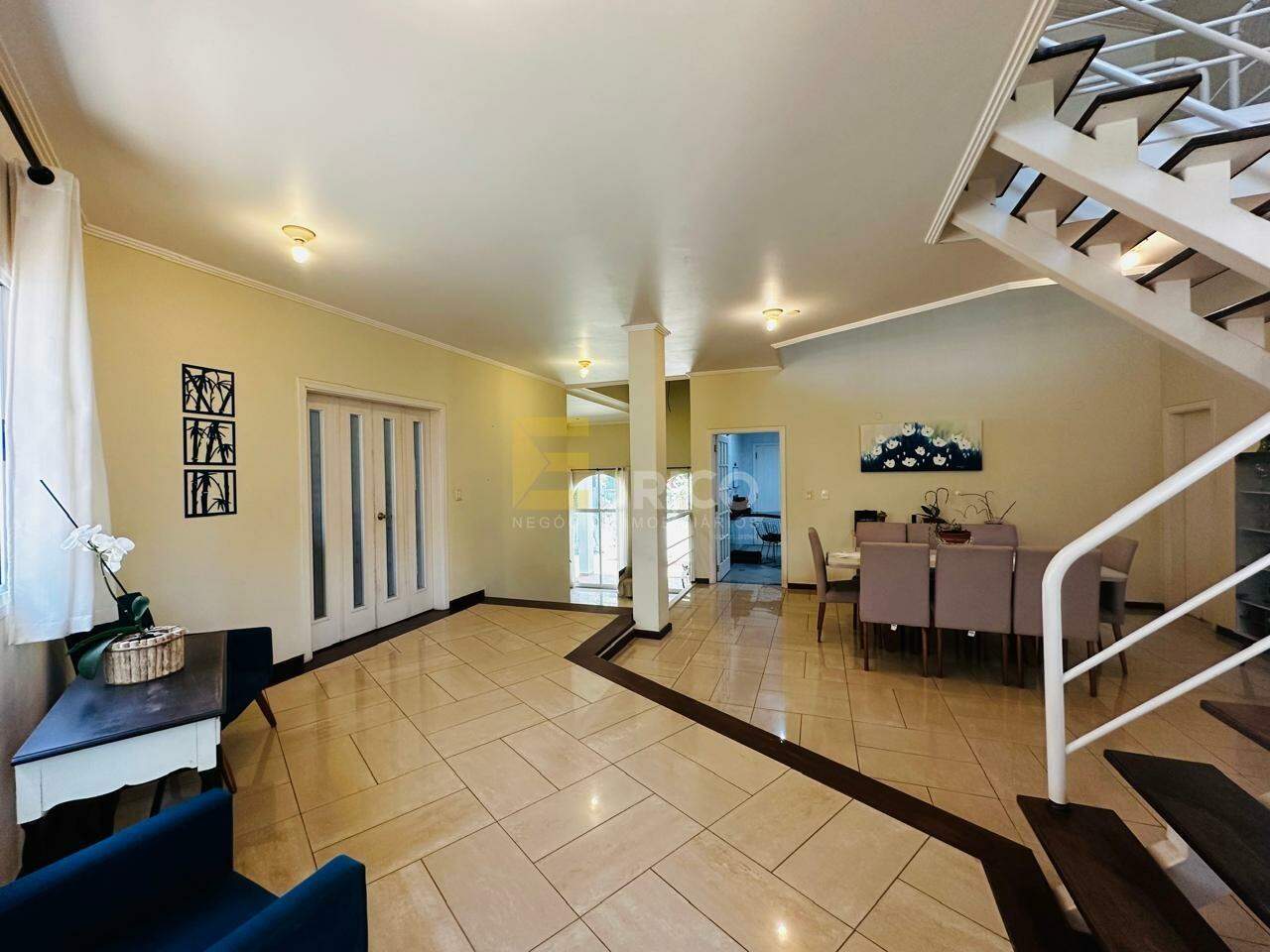 Casa em condomínio à venda no Condomínio Residencial Portal do Quiririm em Valinhos/SP: 