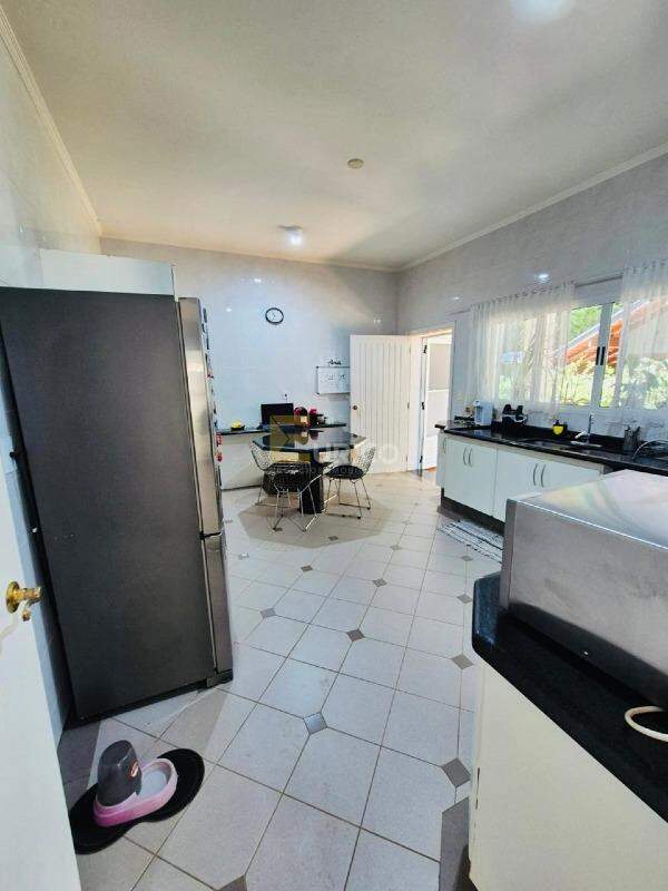 Casa em condomínio à venda no Condomínio Residencial Portal do Quiririm em Valinhos/SP: 