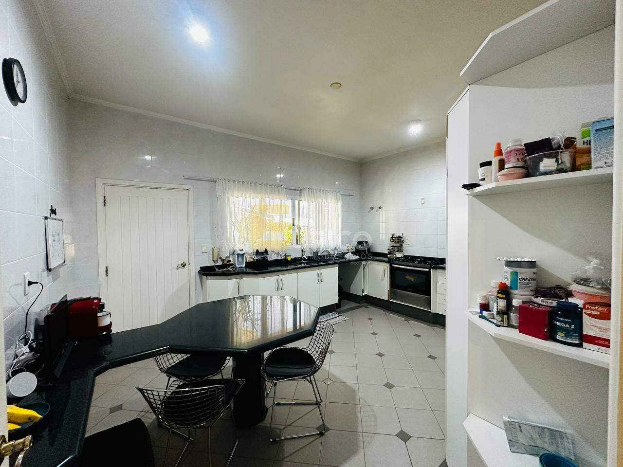 Casa em condomínio à venda no Condomínio Residencial Portal do Quiririm em Valinhos/SP: 