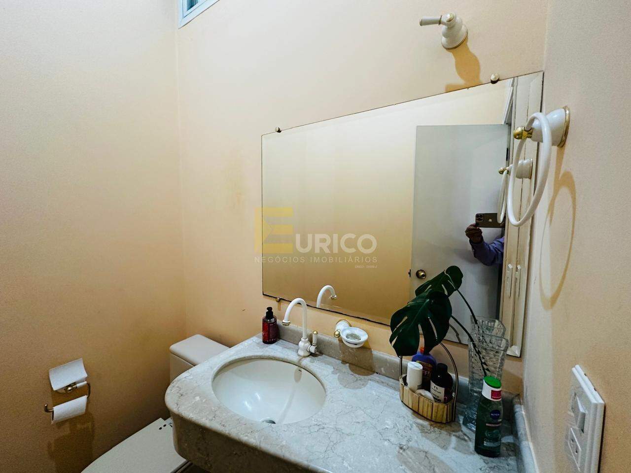 Casa em condomínio à venda no Condomínio Residencial Portal do Quiririm em Valinhos/SP: 