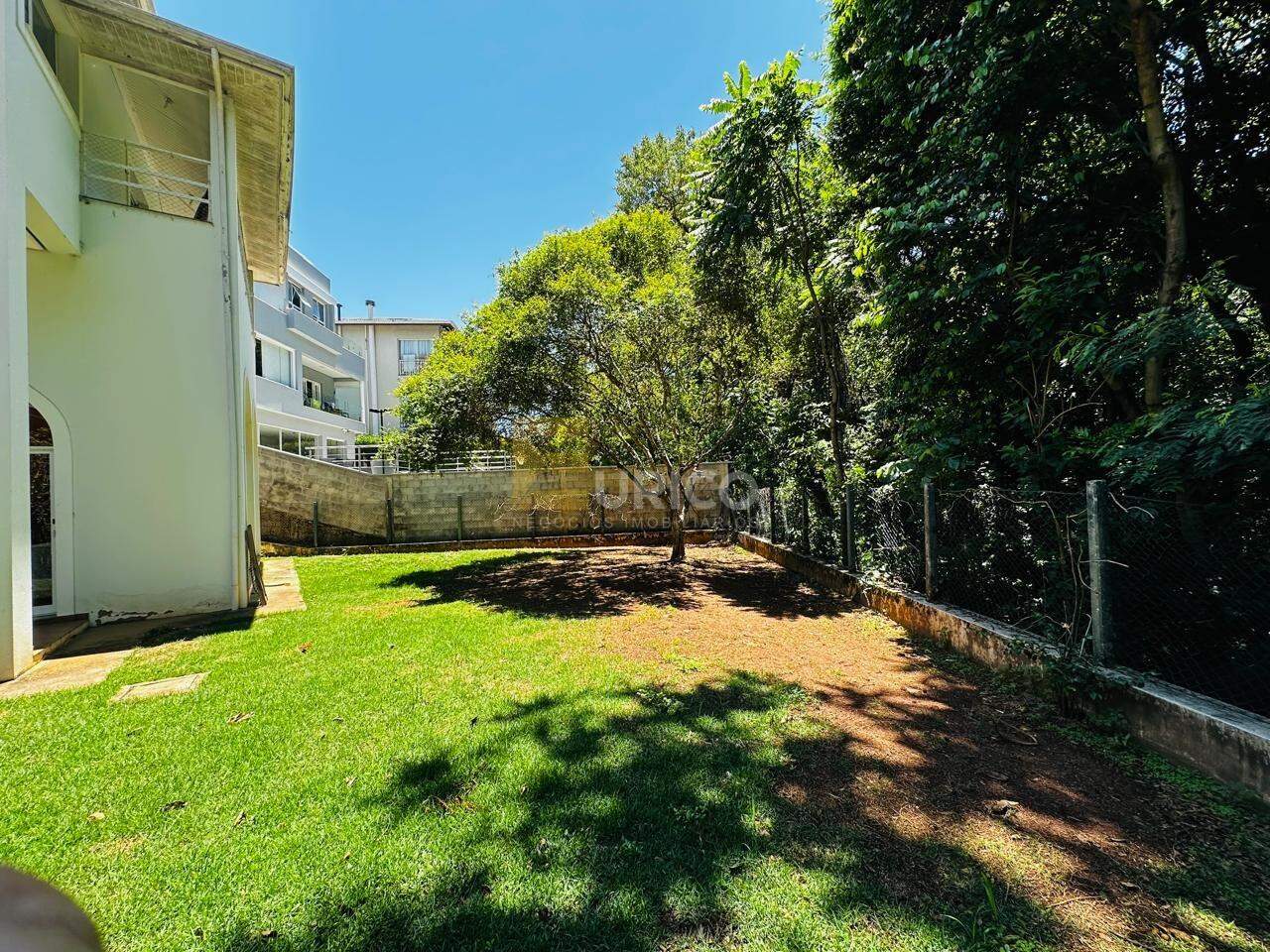Casa em condomínio à venda no Condomínio Residencial Portal do Quiririm em Valinhos/SP: 