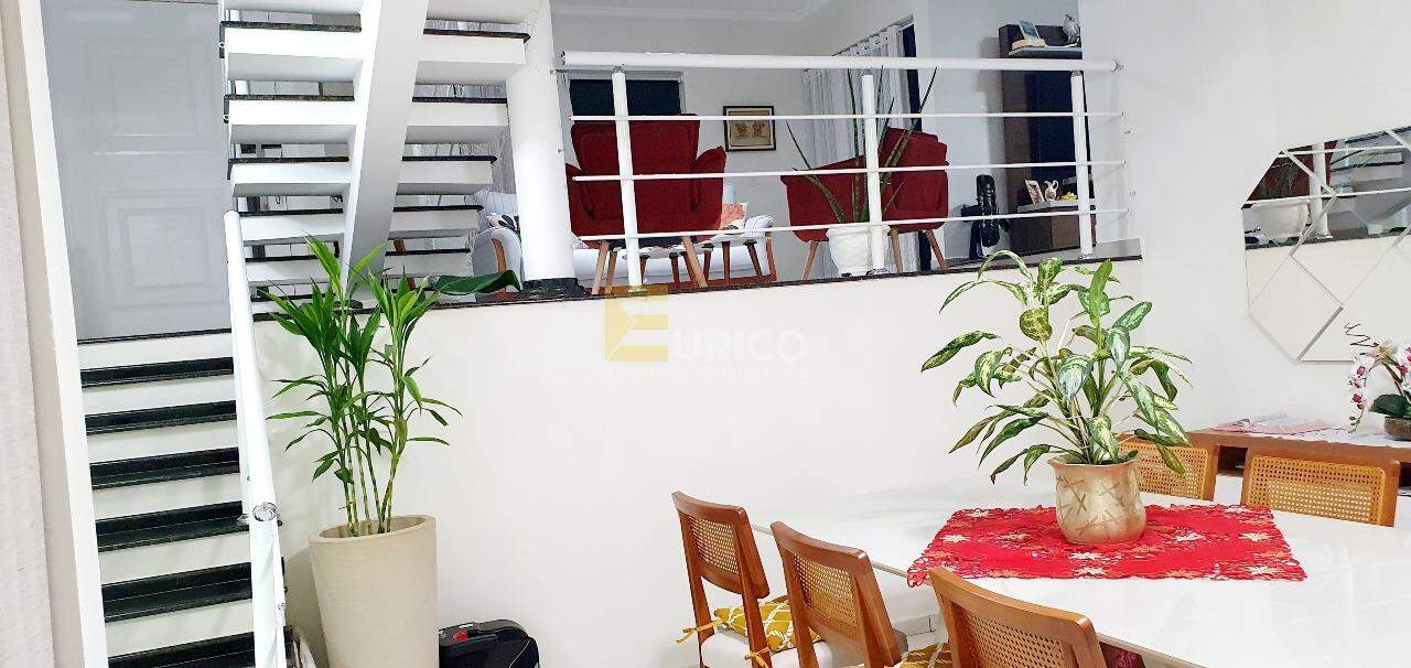Casa em condomínio à venda no Condomínio Residencial Villa Fontana em Valinhos/SP: 