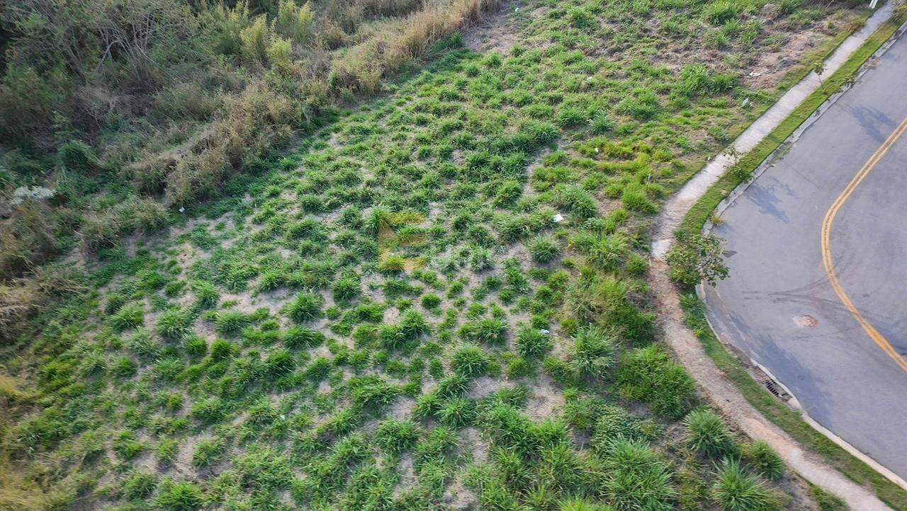 Terreno à venda no Pinheirinho em Vinhedo/SP: 