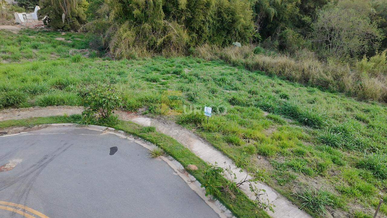 Terreno à venda no Pinheirinho em Vinhedo/SP: 