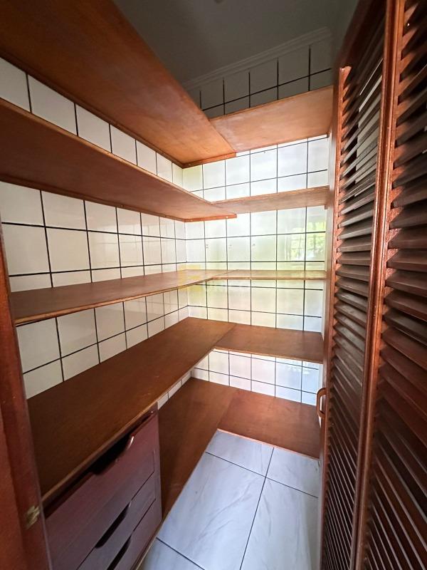 Casa em condomínio à venda no Condomínio Vista Alegre - Sede em Vinhedo/SP: 