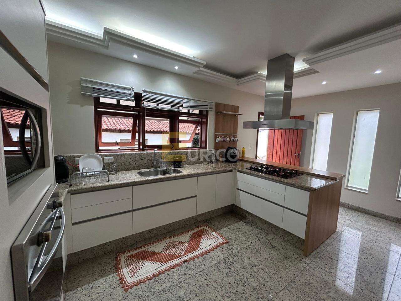 Casa em condomínio à venda no Condomínio Estância Marambaia em Vinhedo/SP: