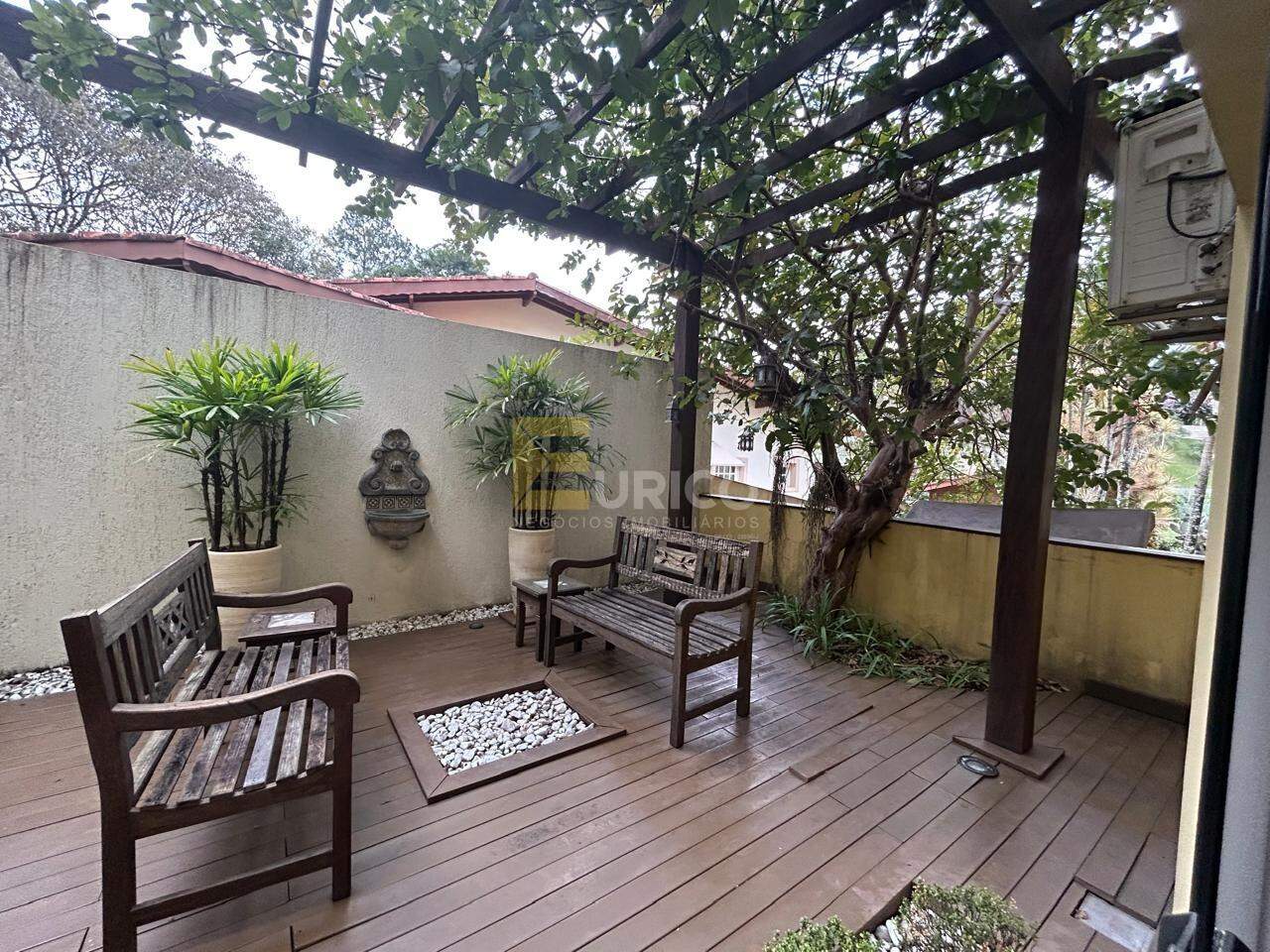 Casa em condomínio à venda no Condomínio Estância Marambaia em Vinhedo/SP: