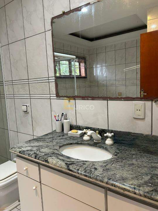 Casa em condomínio à venda no Condomínio Estância Marambaia em Vinhedo/SP: