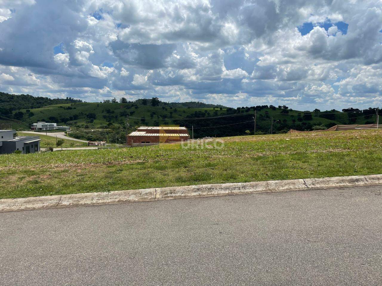 Terreno em Condomínio à venda no Condomínio Reserva Santa Monica em Itupeva/SP: 