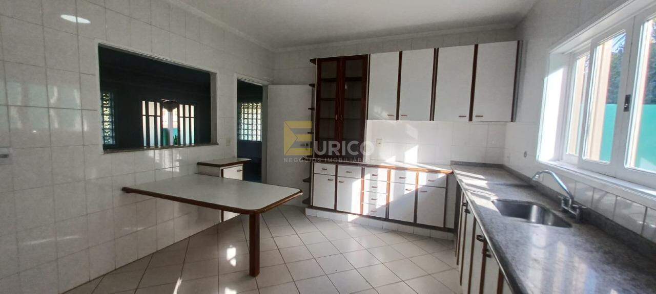 Casa em condomínio à venda no Condomínio Vista Alegre - Sede em Vinhedo/SP: 