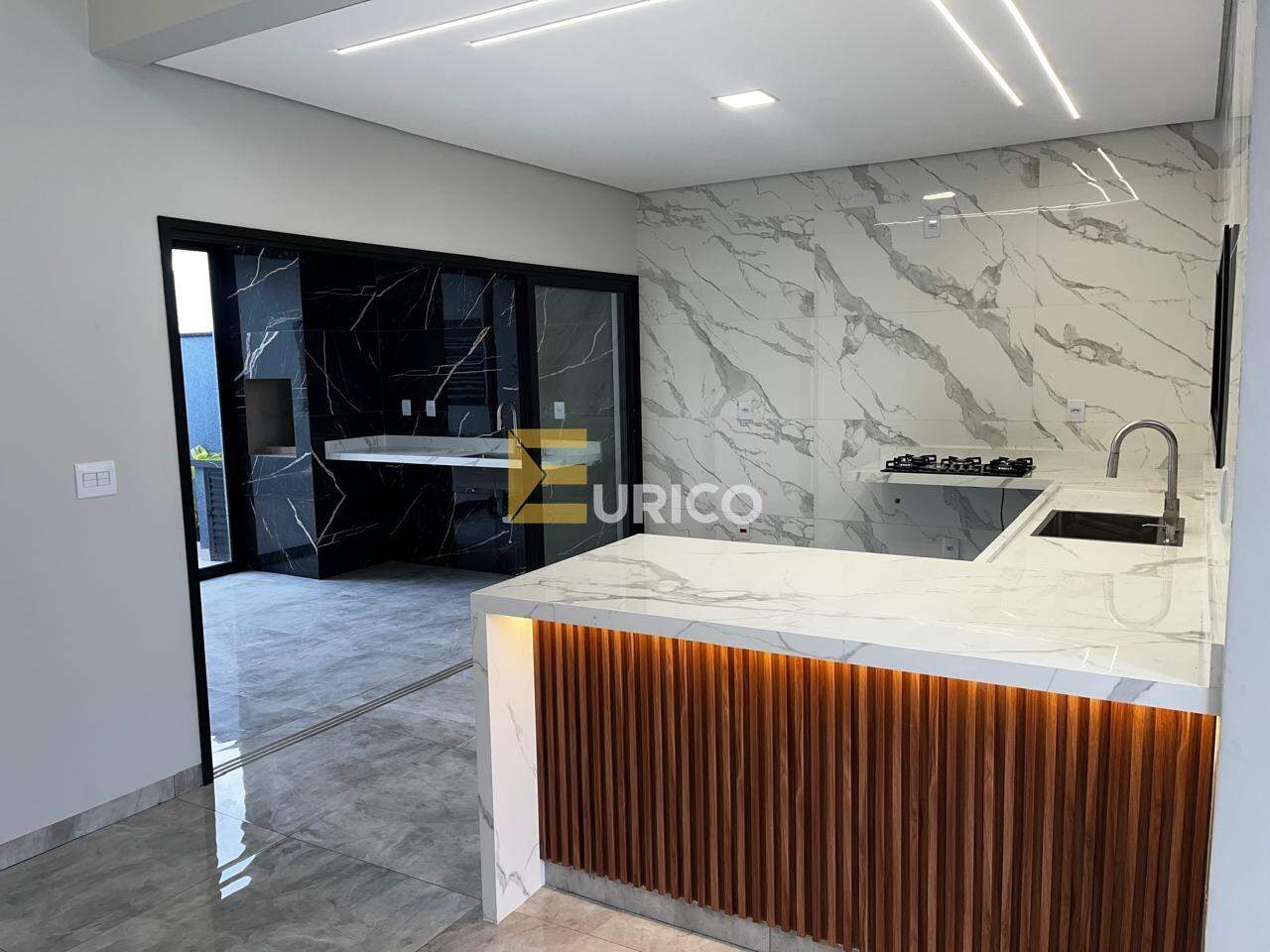 Casa em condomínio à venda no Jardim Novo Horizonte em Sorocaba/SP: 