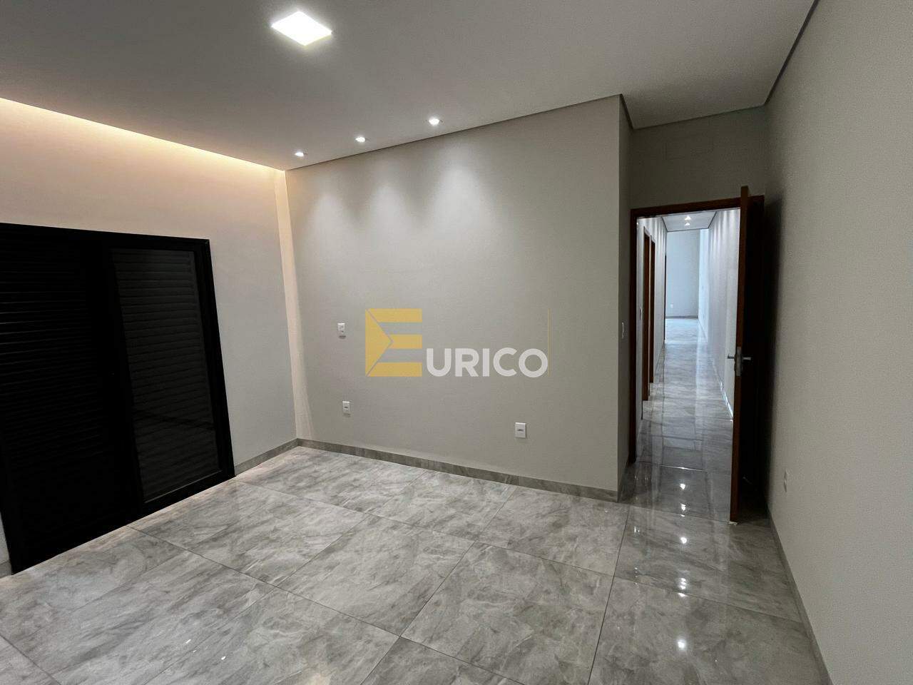 Casa em condomínio à venda no Jardim Novo Horizonte em Sorocaba/SP: 