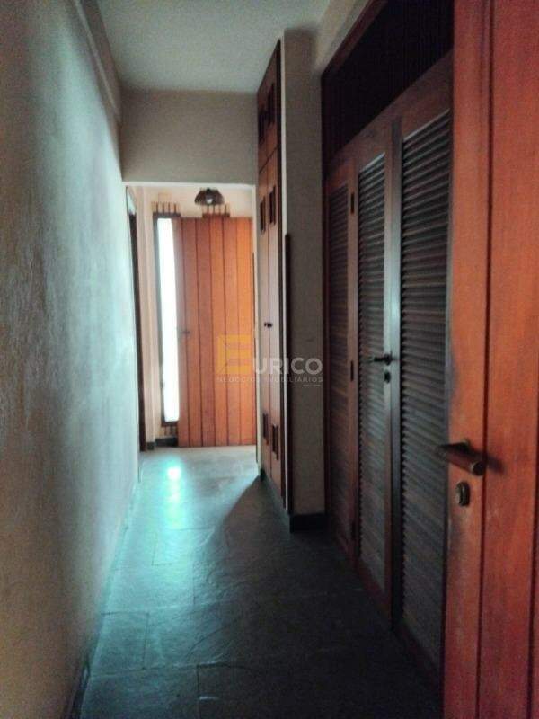 Casa à venda no VILA EMBARÉ em Valinhos/SP: 