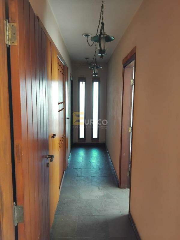 Casa à venda no VILA EMBARÉ em Valinhos/SP: 