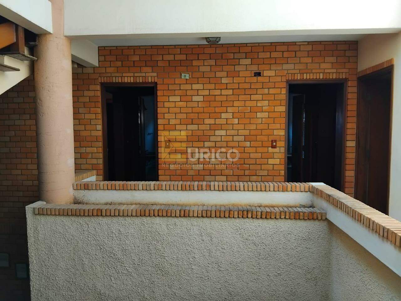 Casa à venda no VILA EMBARÉ em Valinhos/SP: 