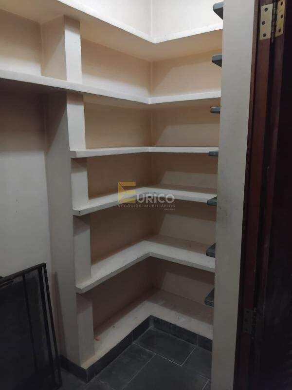 Casa à venda no VILA EMBARÉ em Valinhos/SP: 
