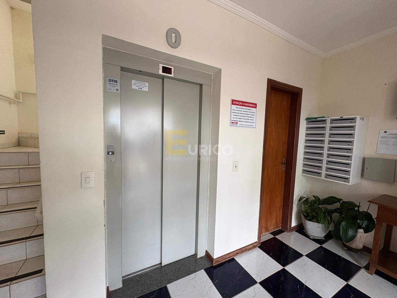 Apartamento para aluguel no Edifício Mont Blanc em Vinhedo/SP: HALL DE ENTRADA DO PREDIO