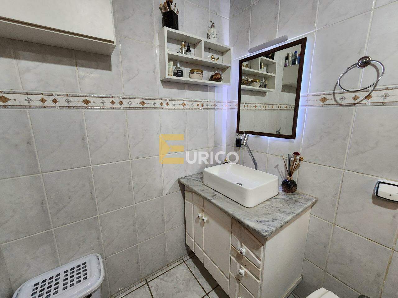 Casa em condomínio à venda no Jardim Ibiti do Paço em Sorocaba/SP: 