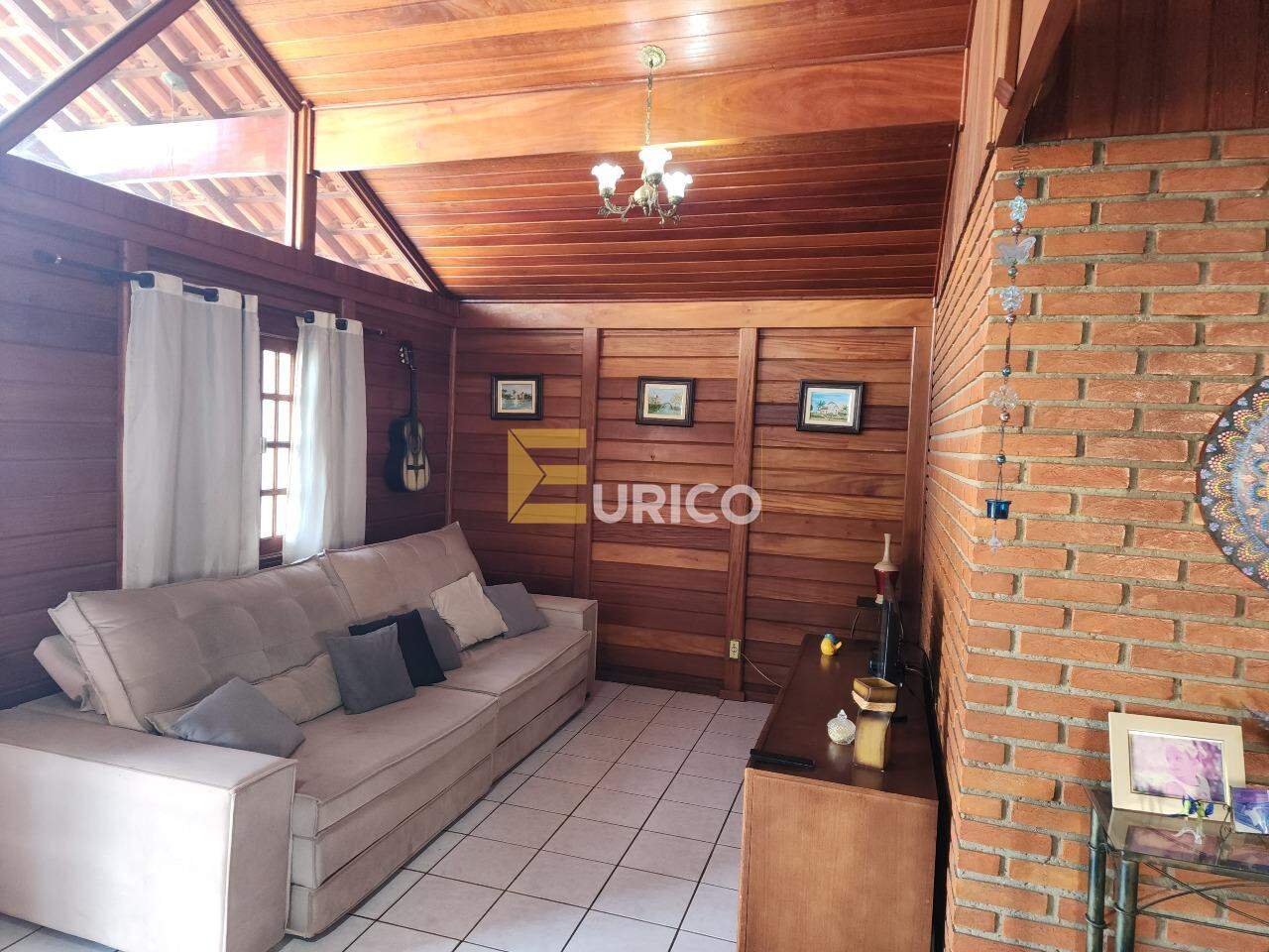 Casa em condomínio à venda no Jardim Ibiti do Paço em Sorocaba/SP: 