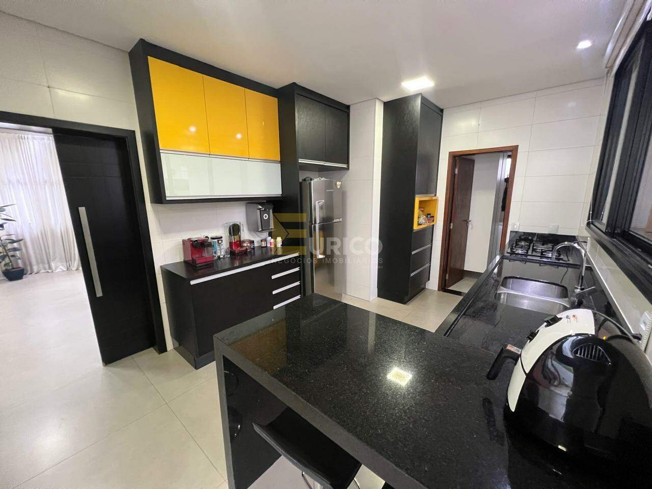 Casa em condomínio à venda no Condomínio Reserva dos Vinhedos em Louveira/SP: 