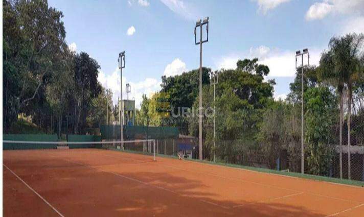 Terreno em Condomínio à venda no Condomínio Clube de Campo Valinhos em Valinhos/SP: