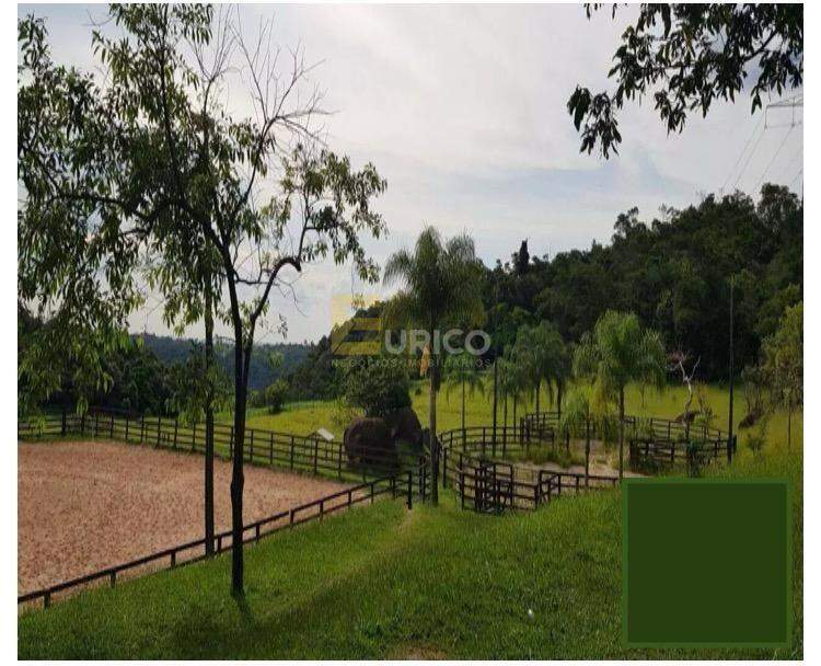 Terreno em Condomínio à venda no Condomínio Clube de Campo Valinhos em Valinhos/SP: