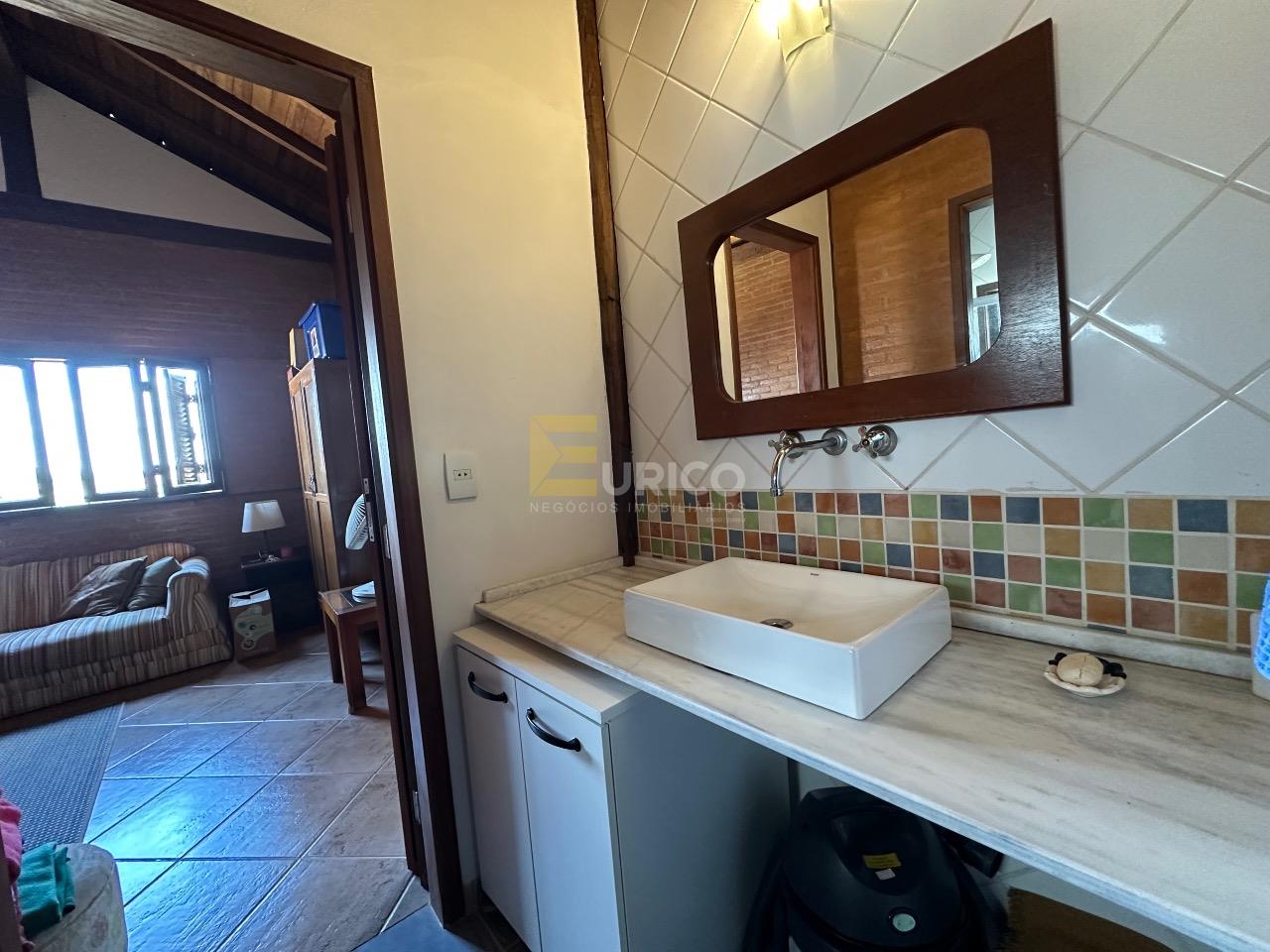 Casa em condomínio à venda no Condomínio Terras de São Francisco em Vinhedo/SP: