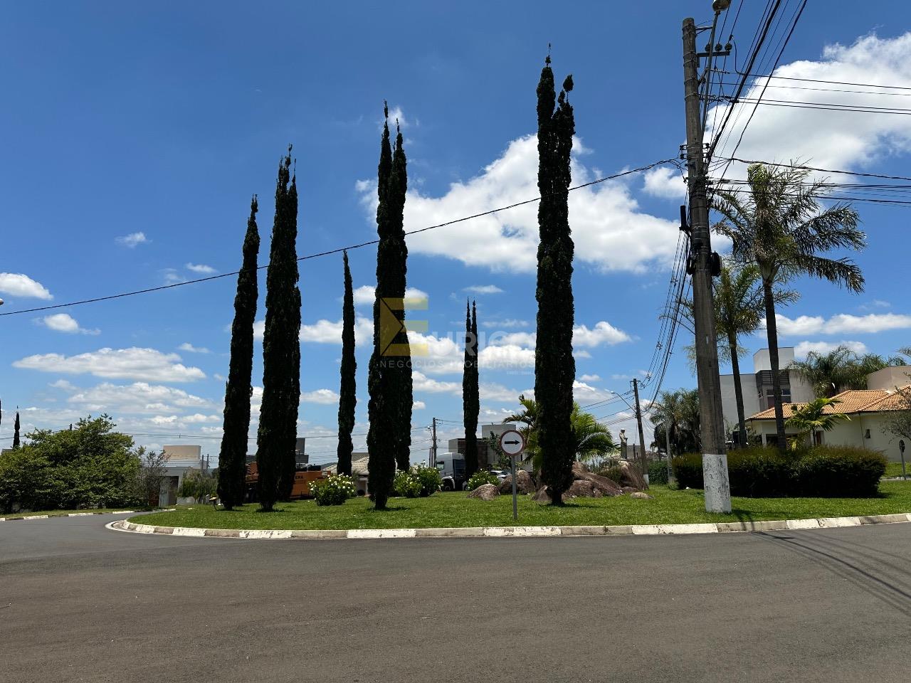 Casa em condomínio à venda no Condomínio Terras de São Francisco em Vinhedo/SP: