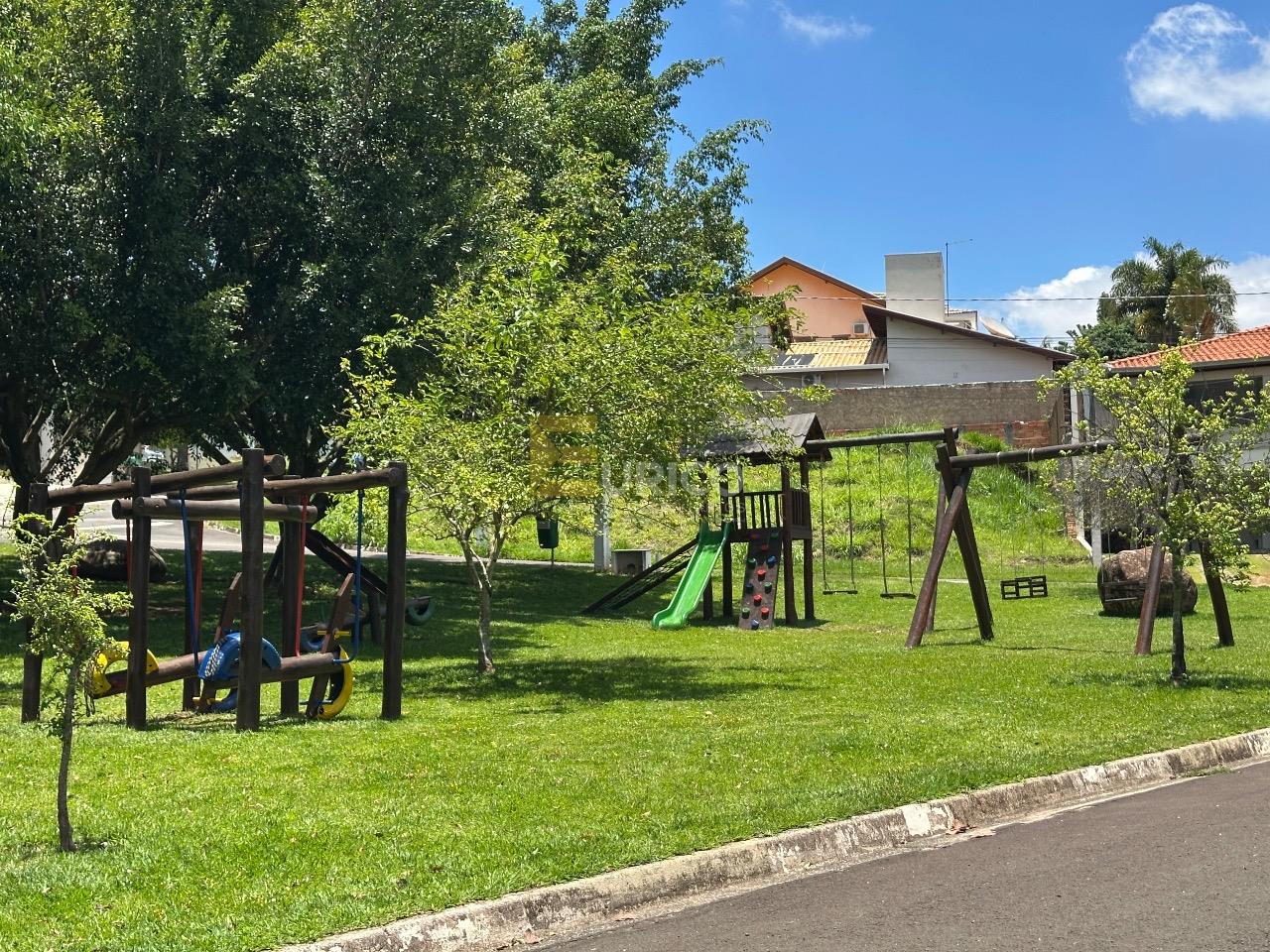 Casa em condomínio à venda no Condomínio Terras de São Francisco em Vinhedo/SP: