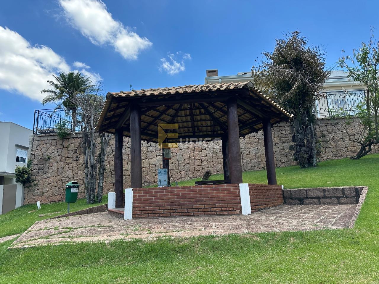 Casa em condomínio à venda no Condomínio Terras de São Francisco em Vinhedo/SP: