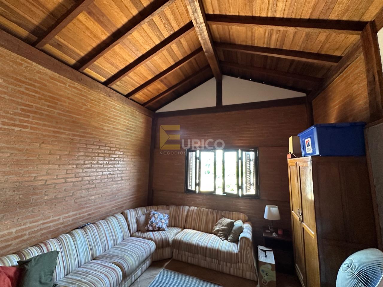 Casa em condomínio à venda no Condomínio Terras de São Francisco em Vinhedo/SP: