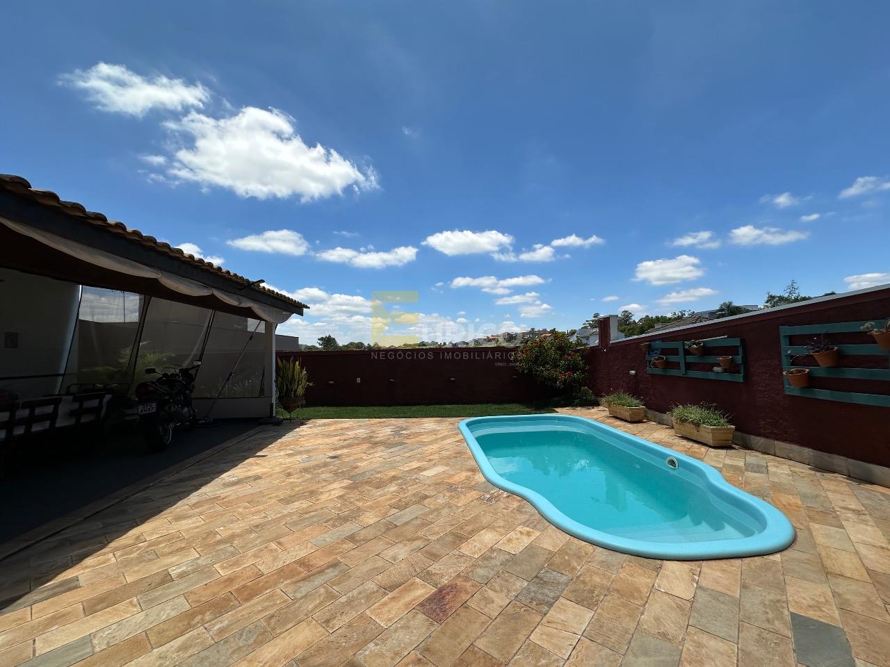 Casa em condomínio à venda no Condomínio Terras de São Francisco em Vinhedo/SP: