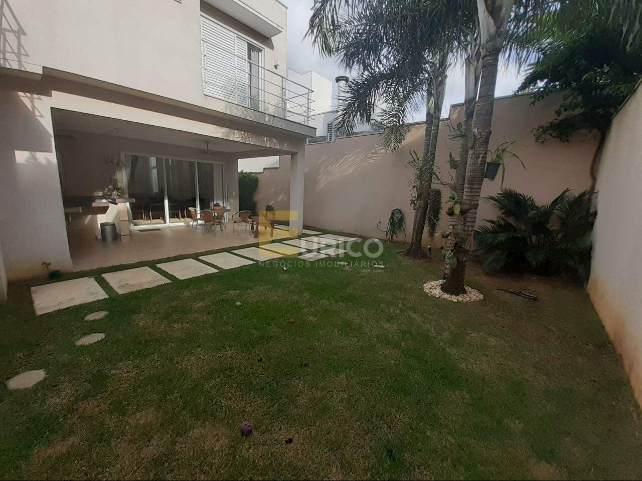 Casa em condomínio à venda no Condomínio Residencial Millennium em Valinhos/SP: 