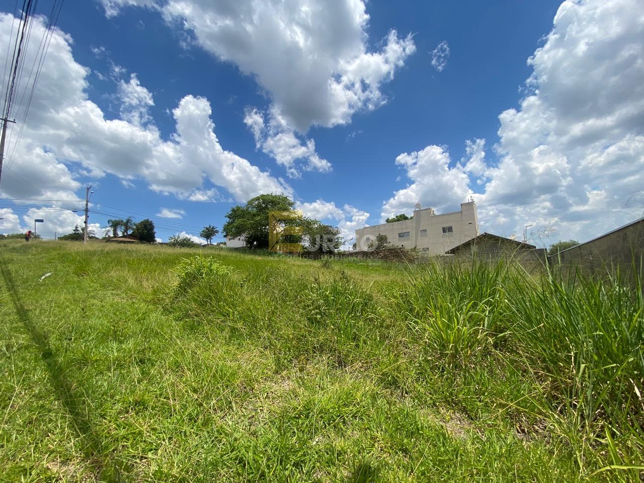 Terreno à venda no Bosque em Vinhedo/SP: 
