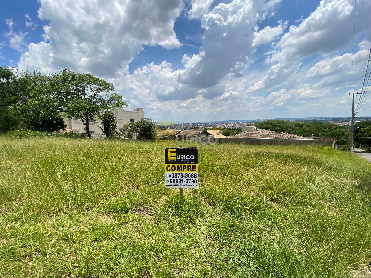 Terreno à venda no Bosque em Vinhedo/SP: 
