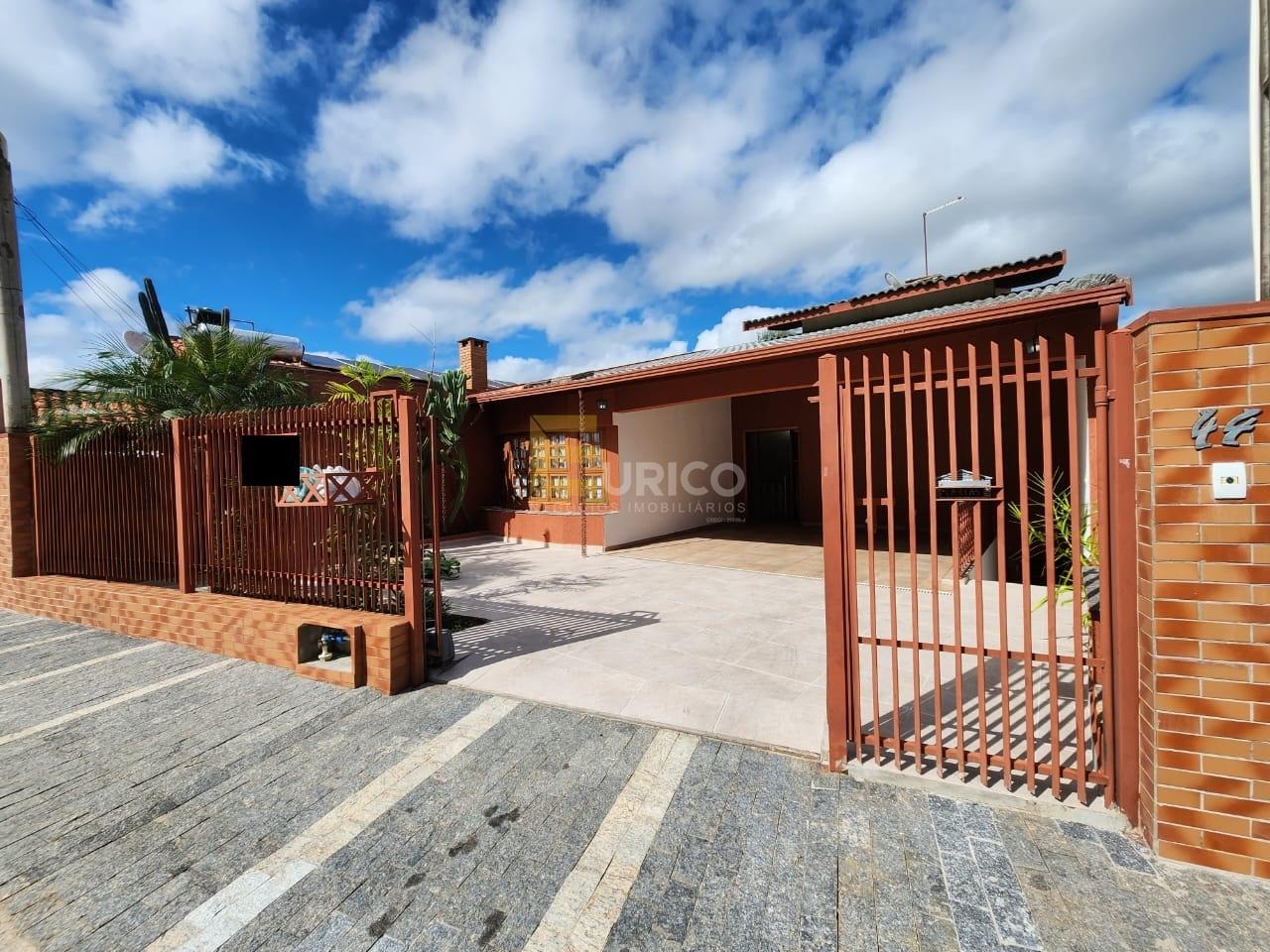 Casa à venda no Centro em Vinhedo/SP: 