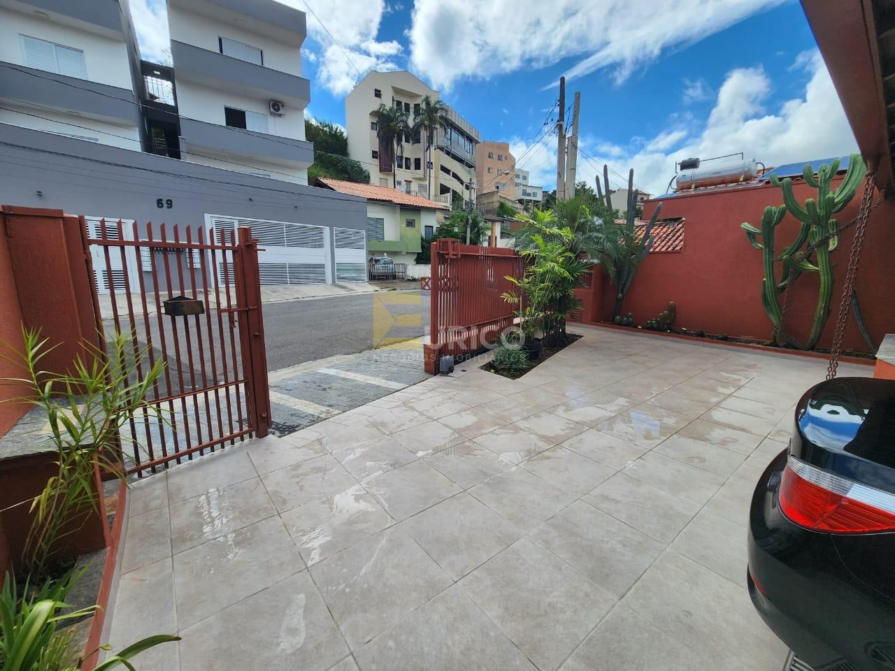 Casa à venda no Centro em Vinhedo/SP: