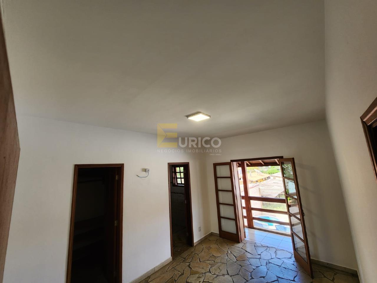 Casa à venda no Centro em Vinhedo/SP: