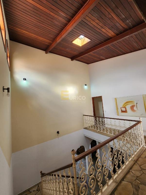 Casa à venda no Centro em Vinhedo/SP: