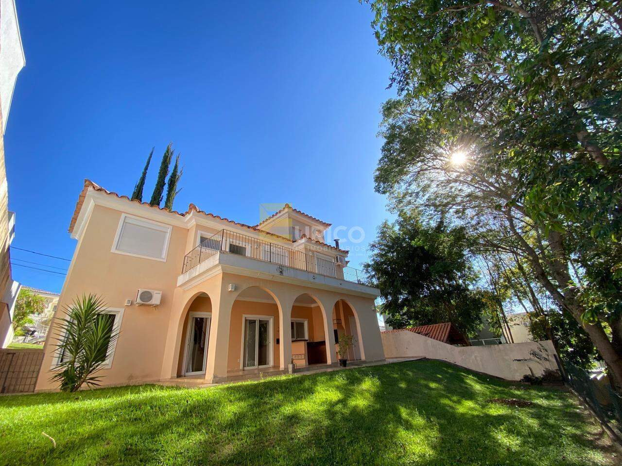 Casa em condomínio à venda no Condomínio Recanto dos Paturis em Vinhedo/SP: 