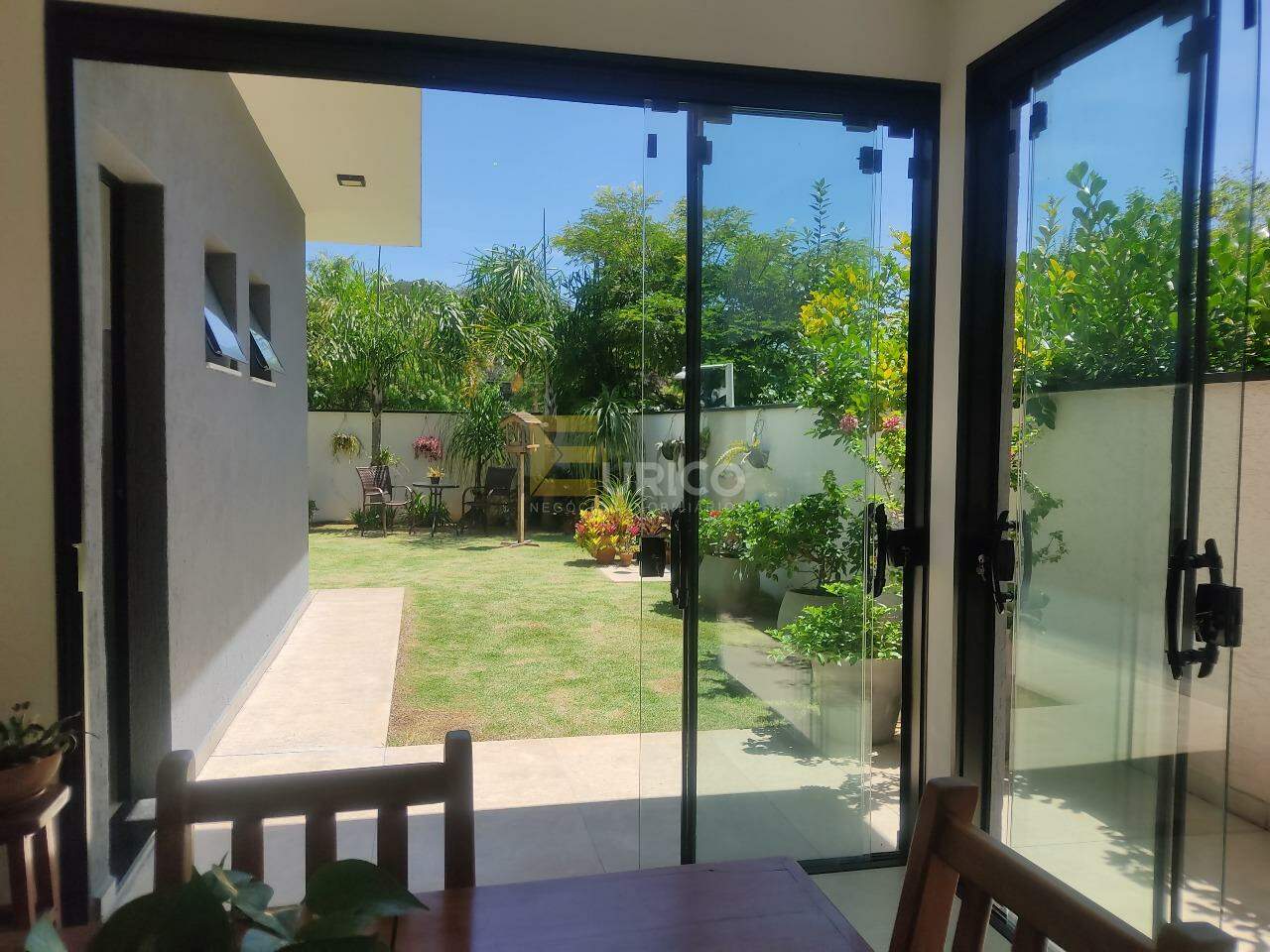 Casa em condomínio à venda no Condomínio Reserva dos Vinhedos em Louveira/SP: 