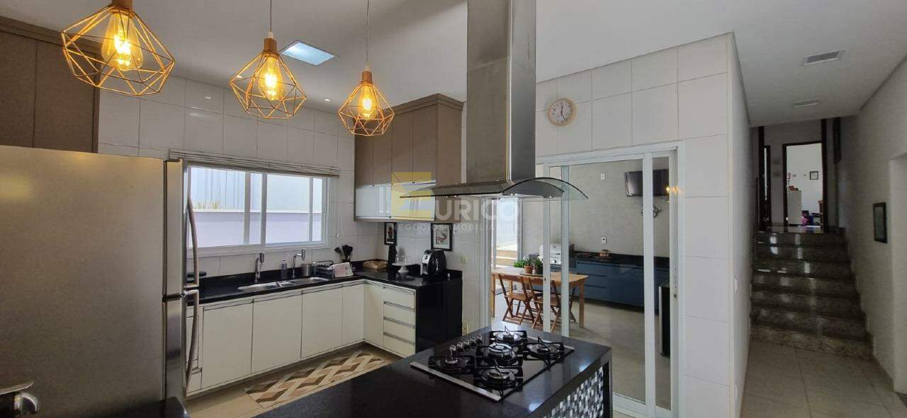 Casa em condomínio à venda no Condomínio Reserva dos Vinhedos em Louveira/SP: 
