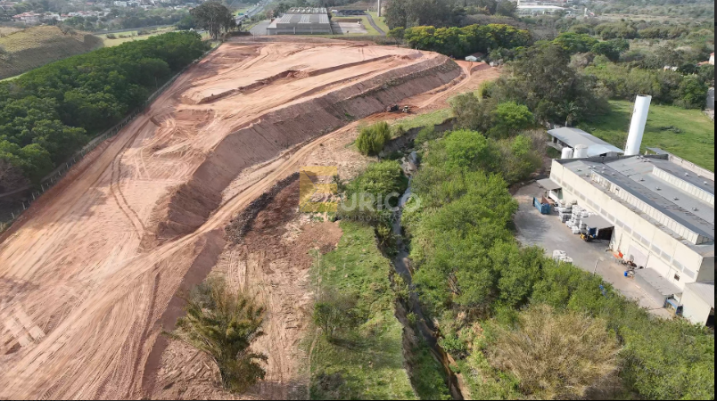 Terreno à venda no Turim Loteamento Comercial - Capela - Vinhedo - SP em Vinhedo/SP: