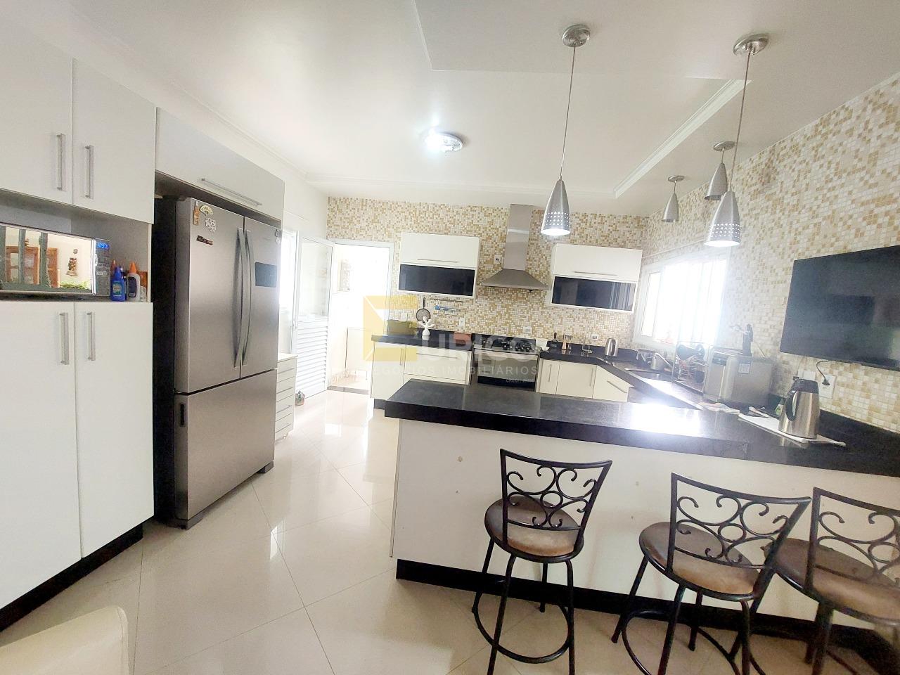 Casa em condomínio à venda no Condomínio Zurich Dorf em Valinhos/SP: 