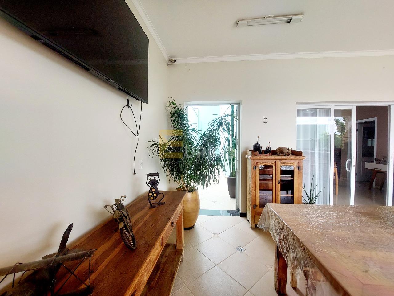 Casa em condomínio à venda no Condomínio Zurich Dorf em Valinhos/SP: 